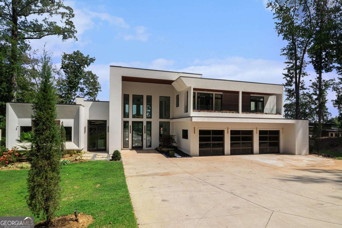 2730 Emerald DR