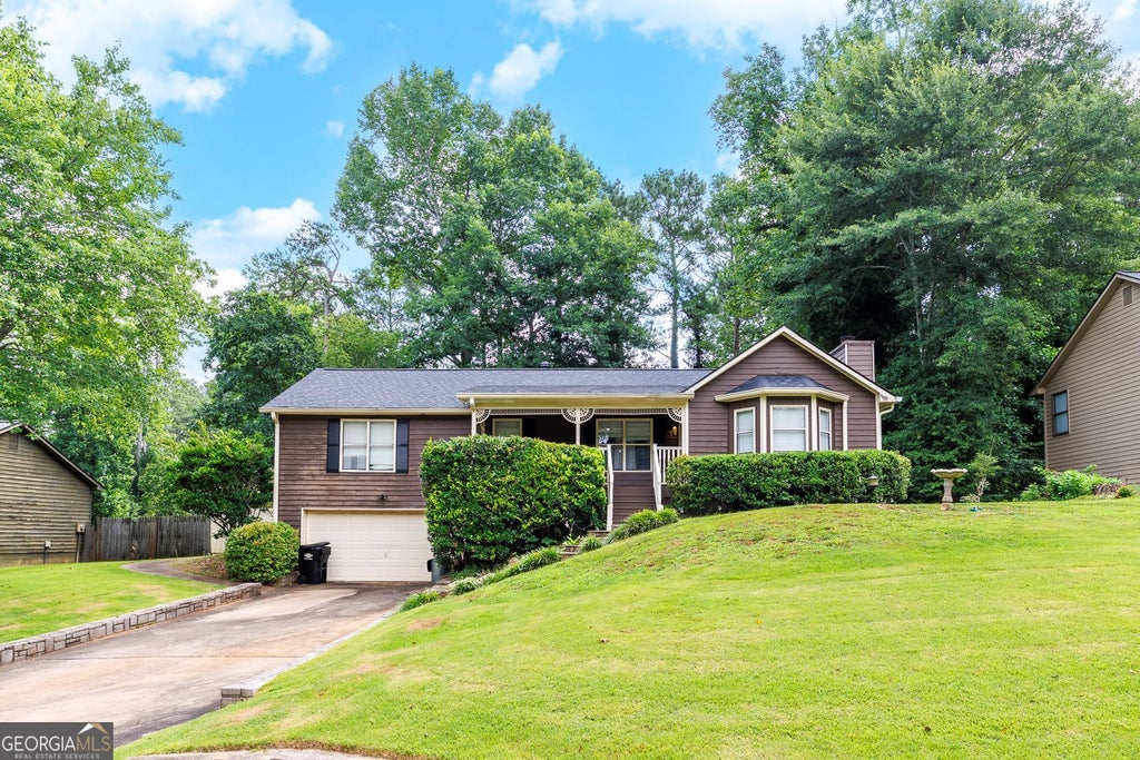 Photo of 1043 Justice Lane NW, Acworth, GA 30102 (MLS # 10804652)