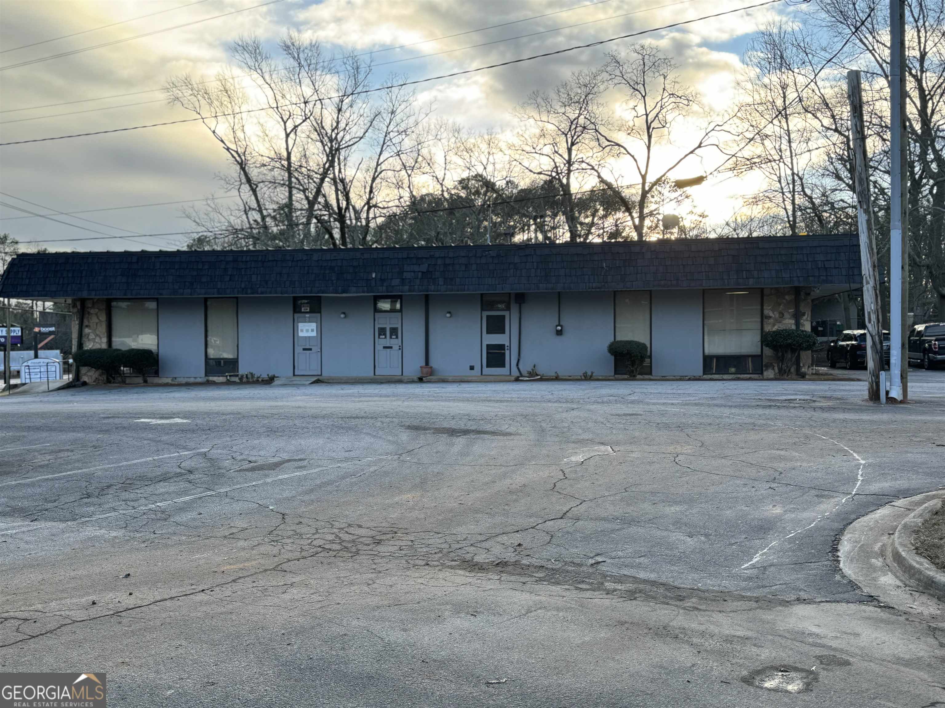 3105 Washington RD