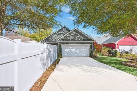 A home in Newnan