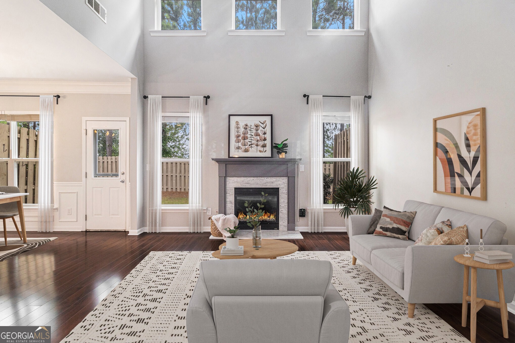 407 Mountain View LN