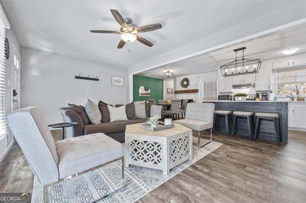 4283 Hiram Lithia Springs RD SW