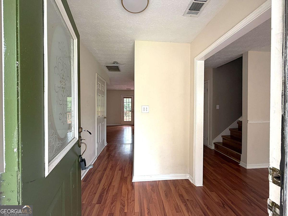 3010 Ennfield LN