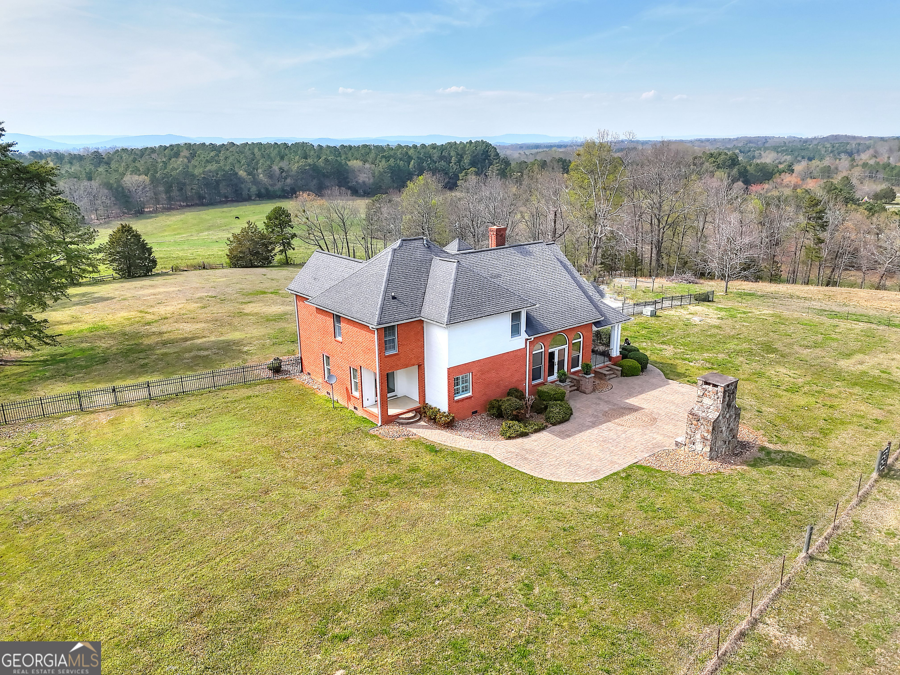 139 Harris LN