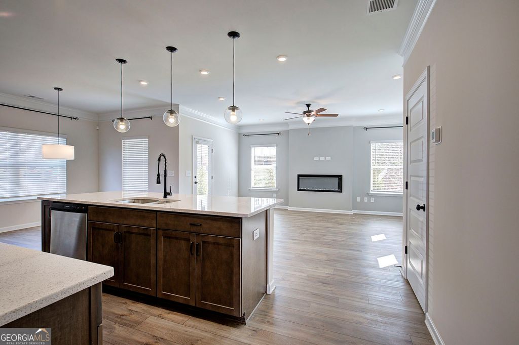 Photo of 401 Perth Drive, Cartersville, GA 30121 (MLS # 10708187)