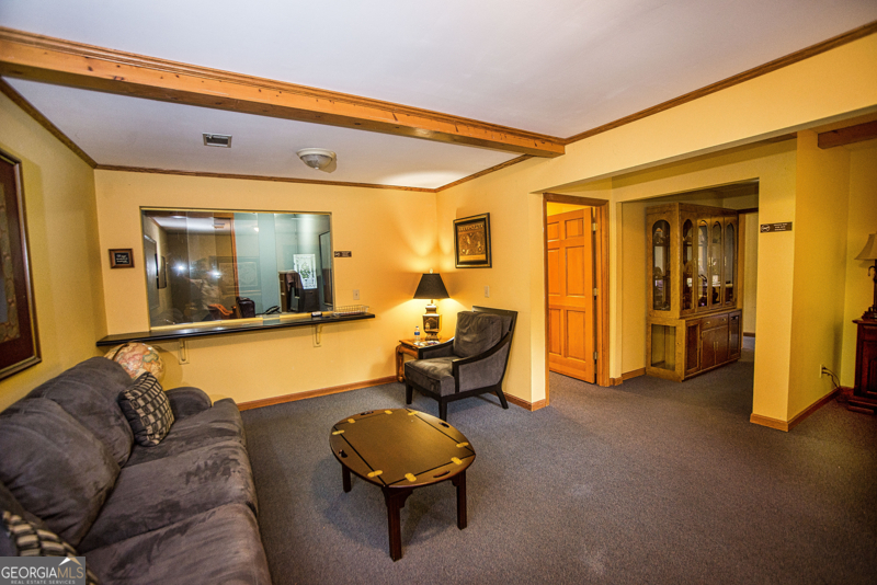 403 1/2 S Pleasant Hill RD