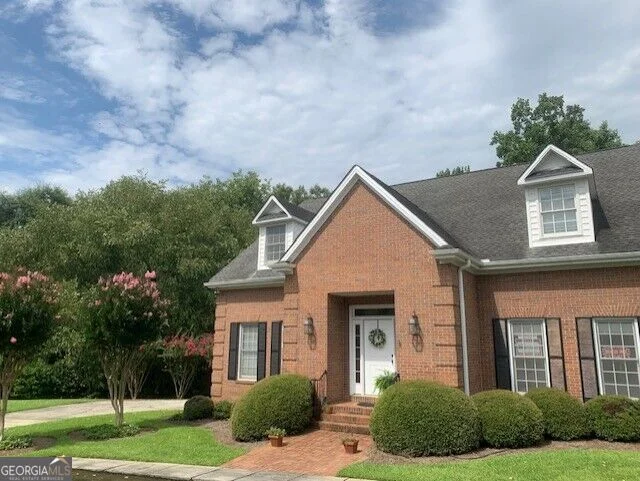 112 Covington Place