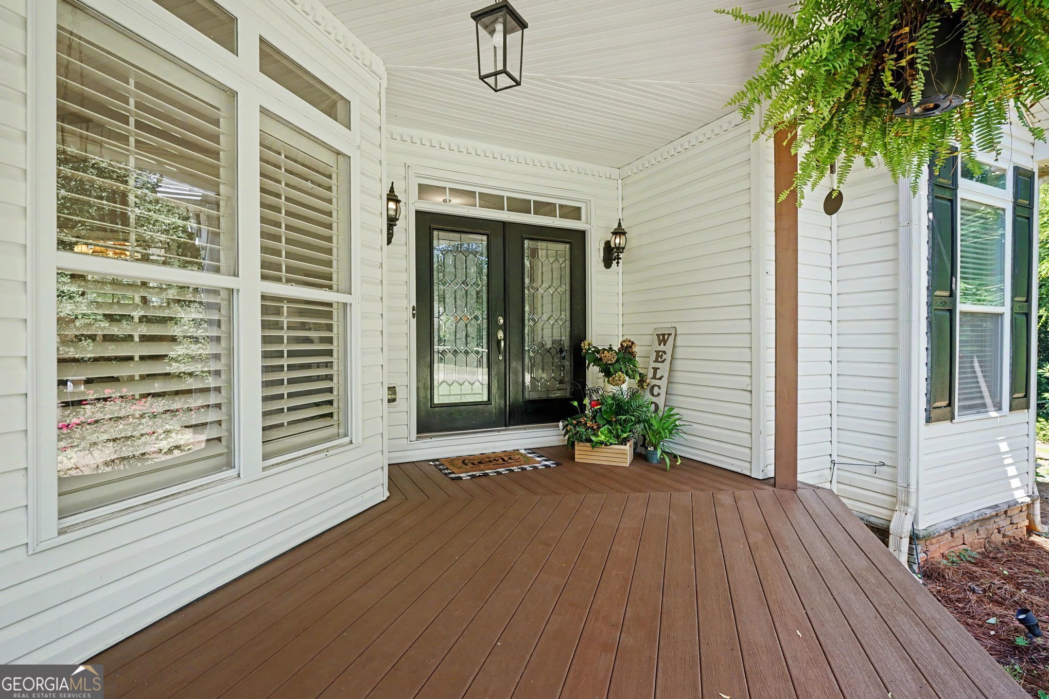 385 Primrose LN