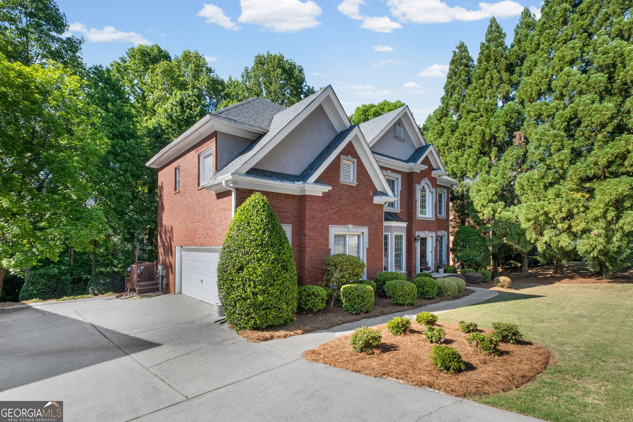 145 Whitestone CT