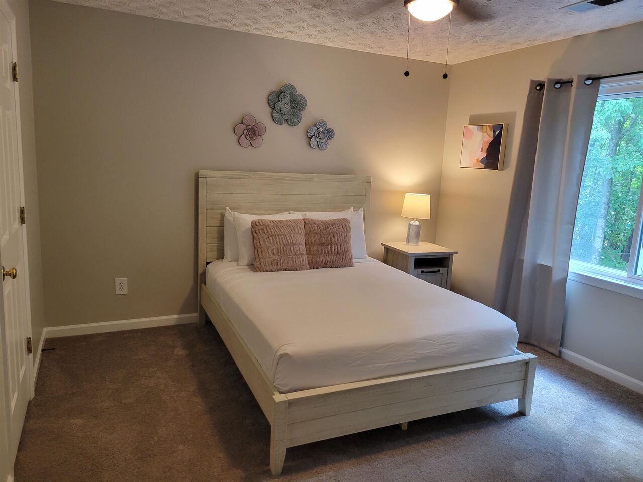 Hidden Creek - Residential Lease