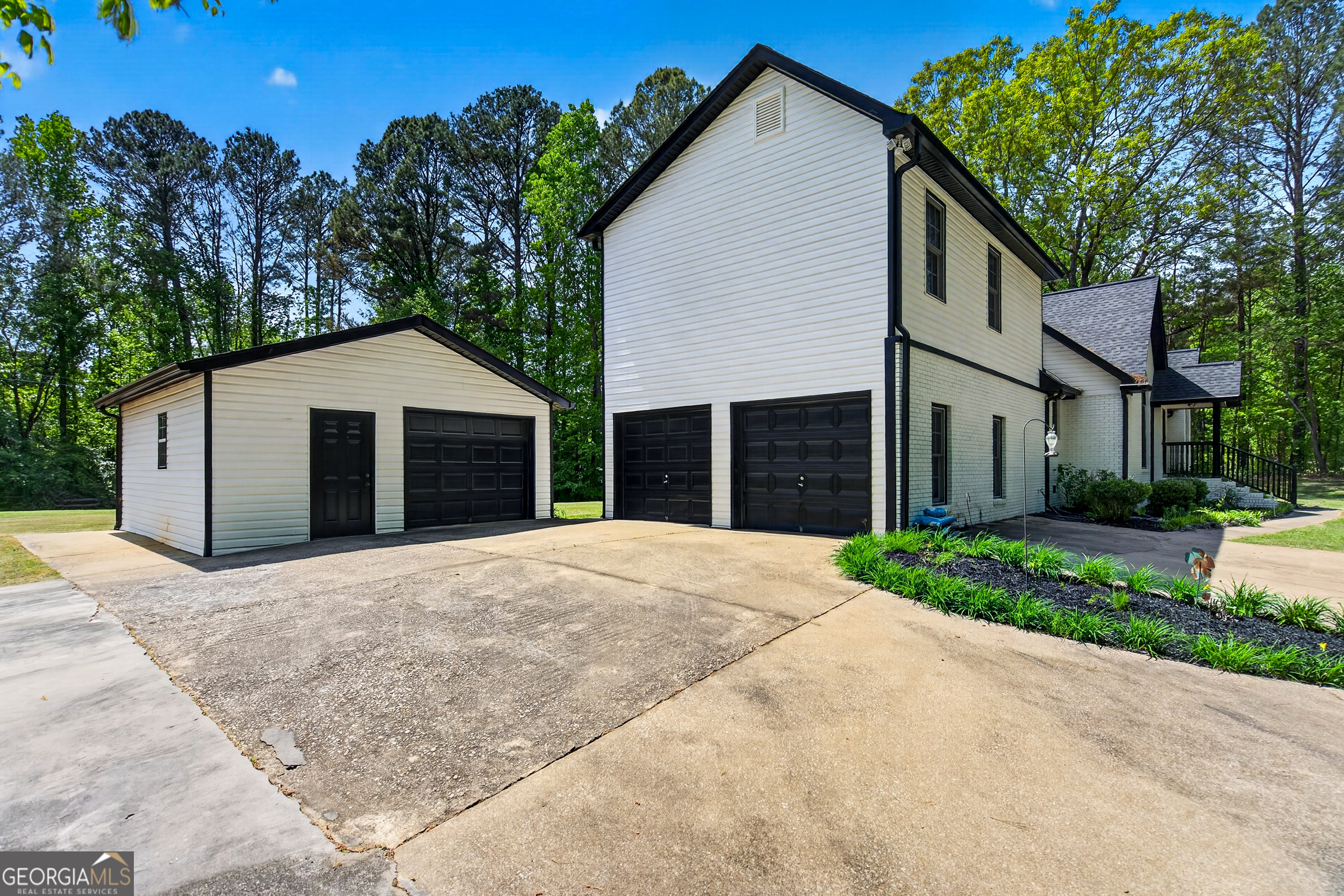 11 Saint Marks RD