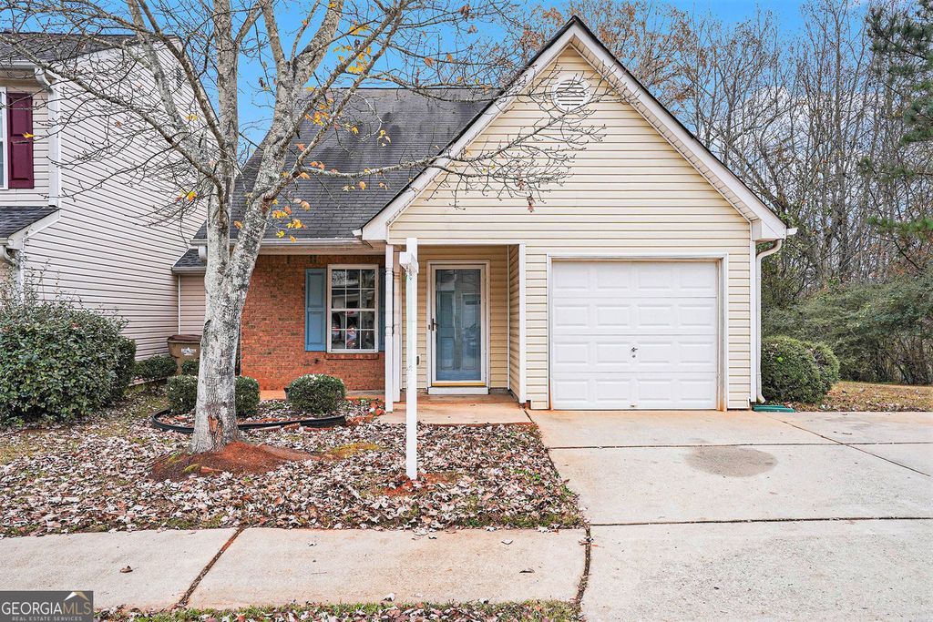 Photo of 167 London Drive, McDonough, GA 30253 (MLS # 10657021)