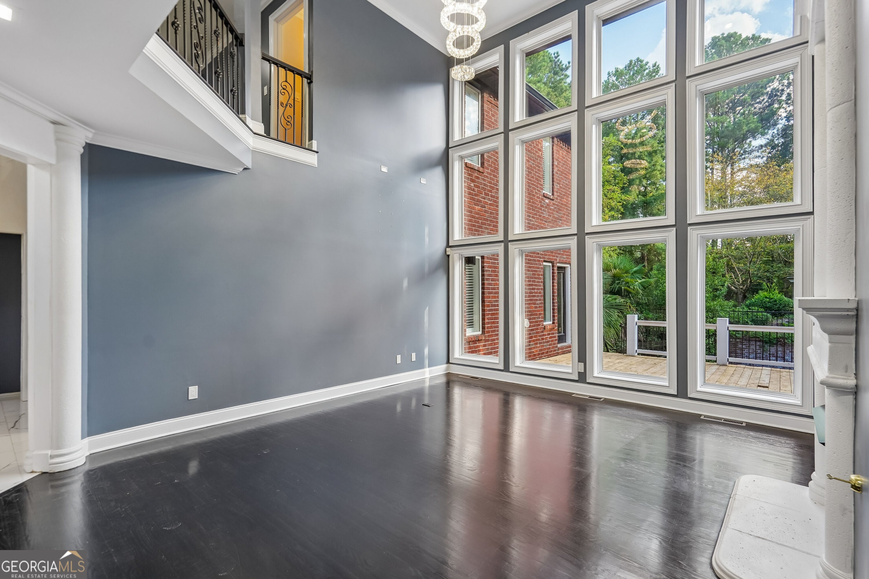 133 Somerset HLS