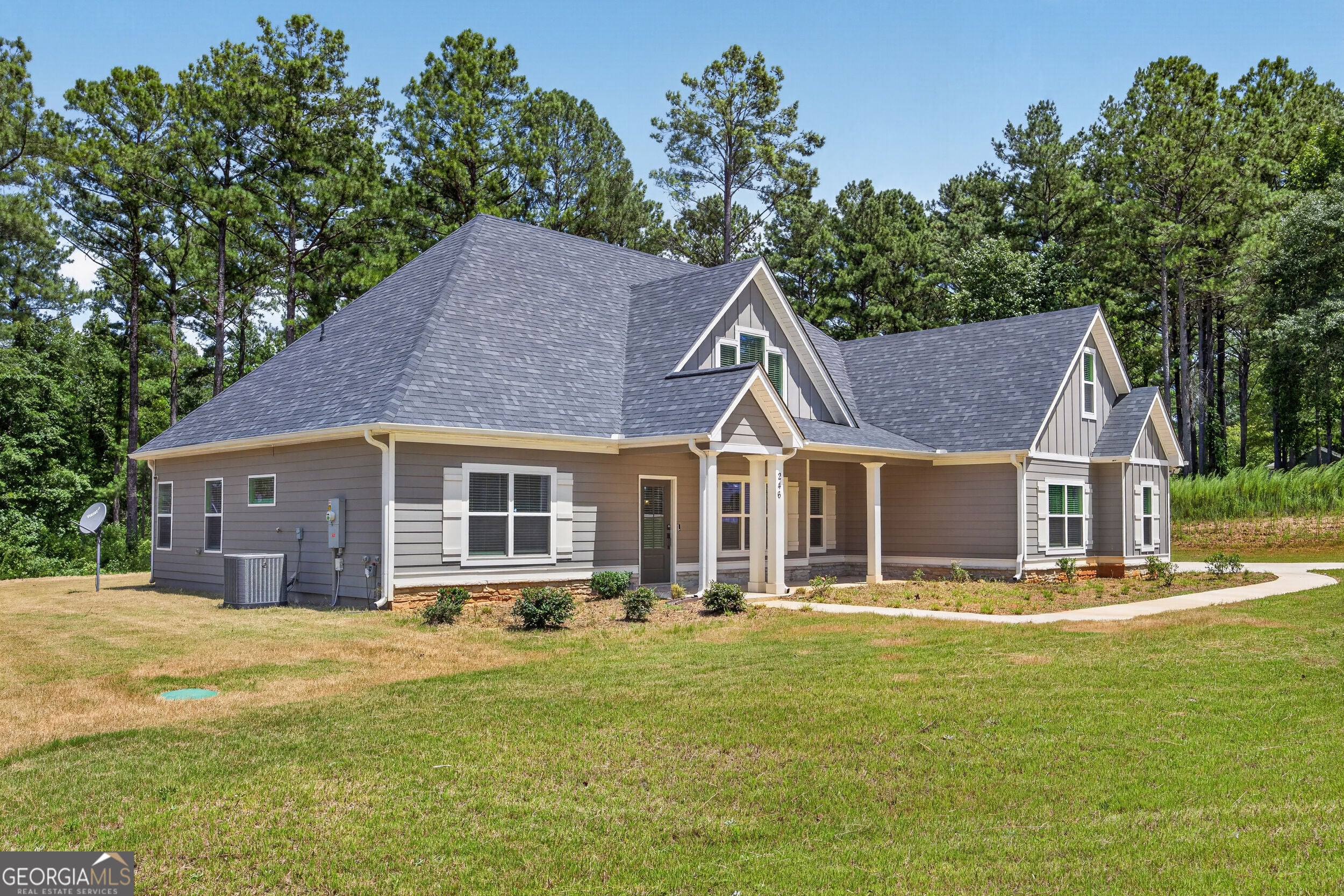 246 Field RD