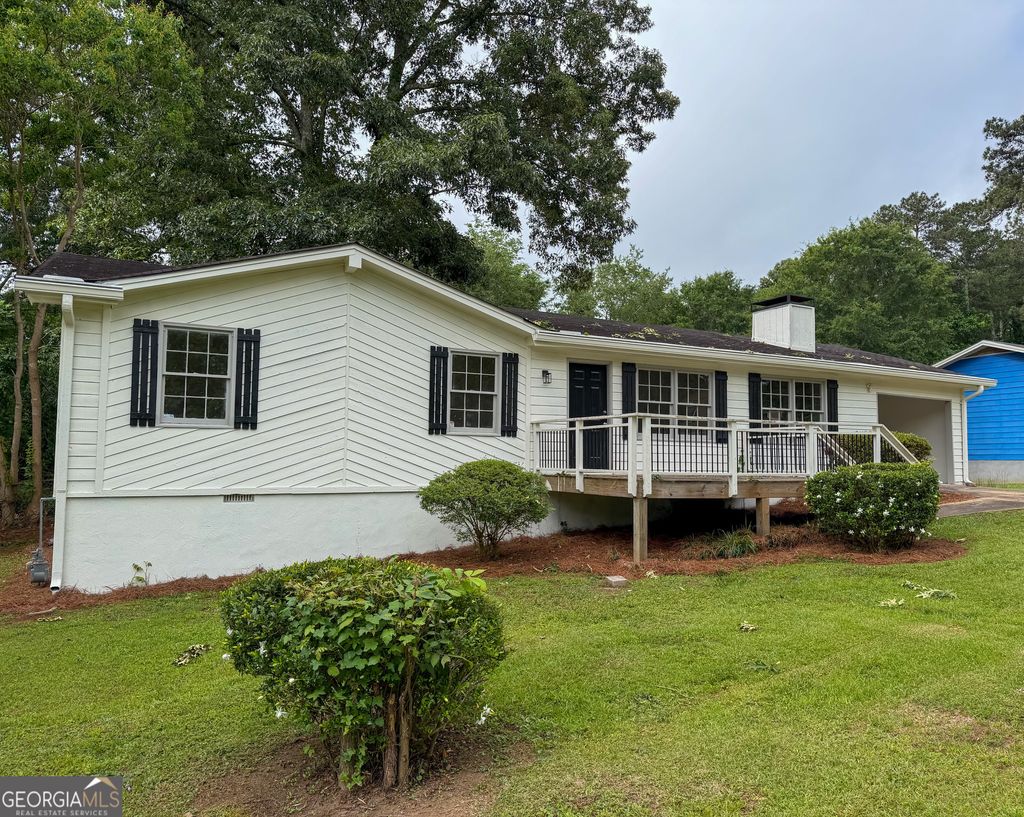Photo of 427 Birch Lane SE, Conyers, GA 30094 (MLS # 10766858)
