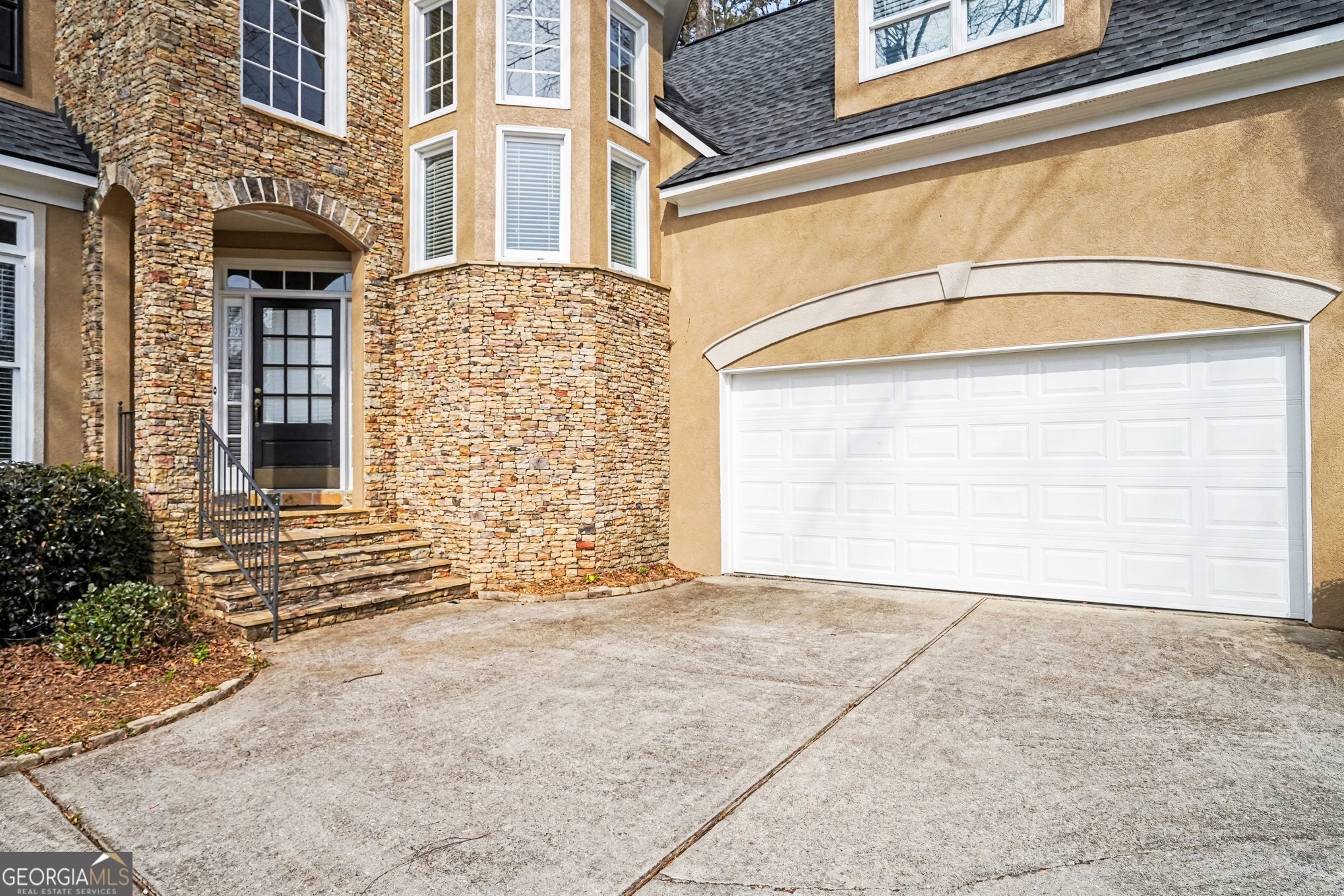 5010 Highland Oaks CT SE