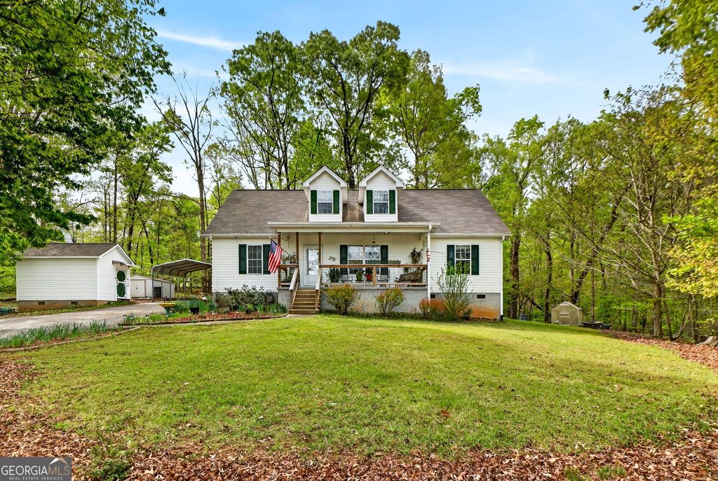 Photo of 55 Edgewater Drive, Griffin, GA 30223 (MLS # 10771884)