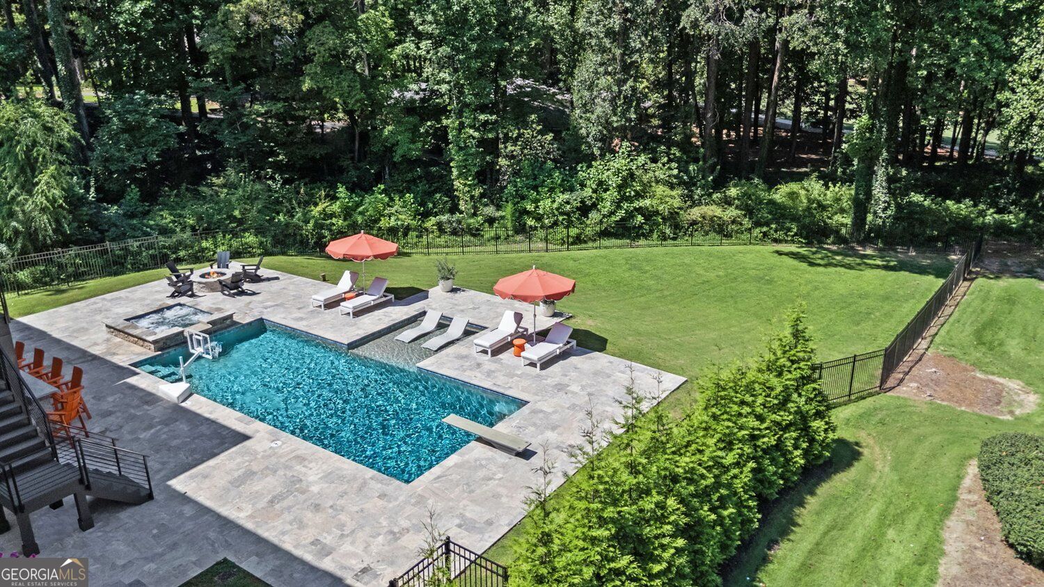 575 Indian Hills PKWY NE