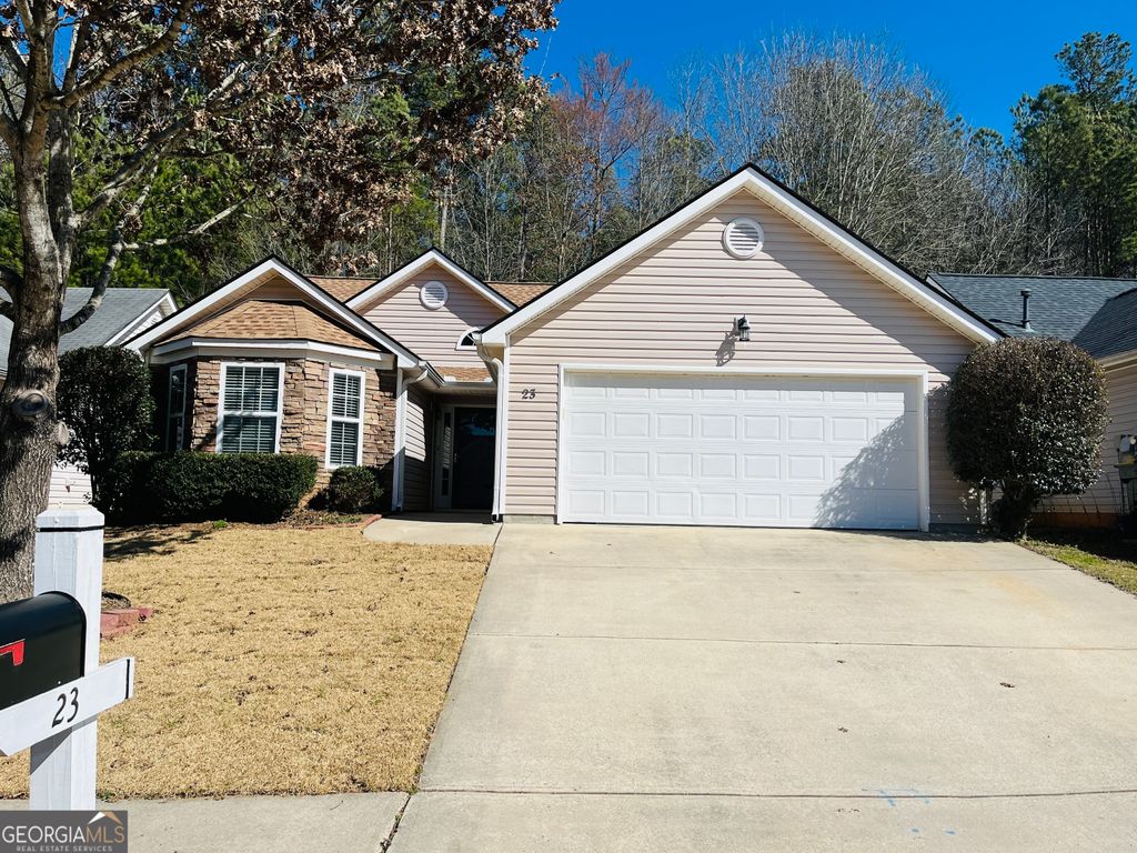 Photo of 23 Belltree Circle, Newnan, GA 30265 (MLS # 10753399)