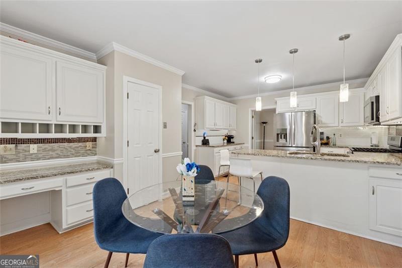 ASHLEY HALL - Residential