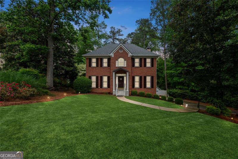 ASHLEY HALL - Residential