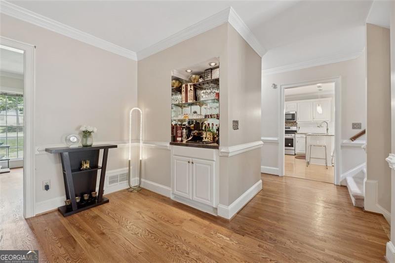 ASHLEY HALL - Residential