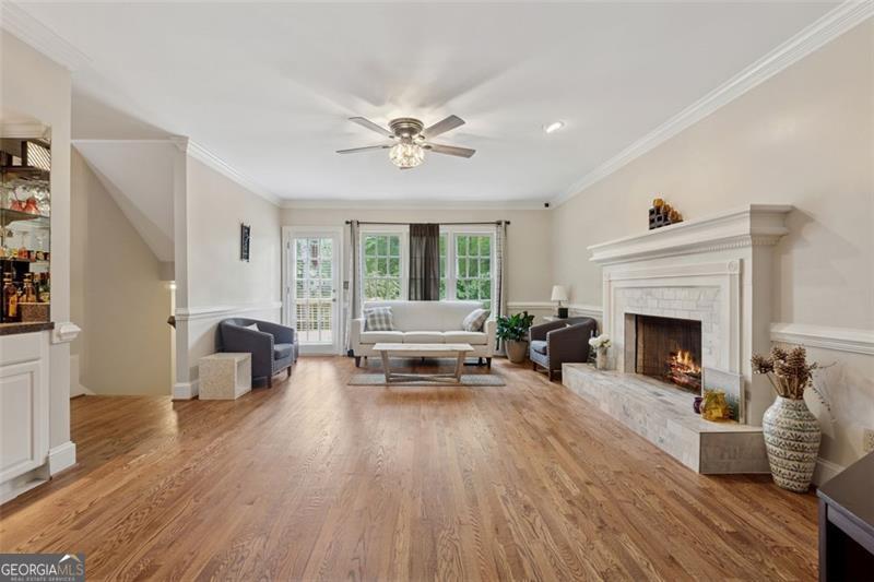 ASHLEY HALL - Residential