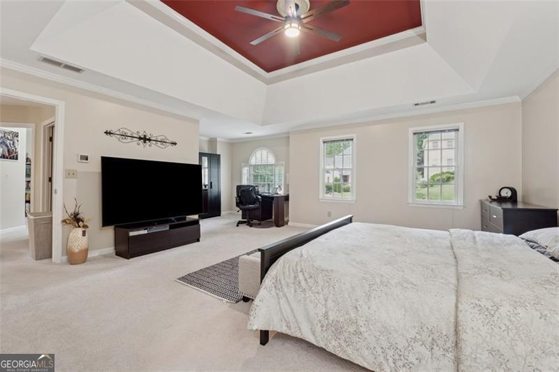 ASHLEY HALL - Residential