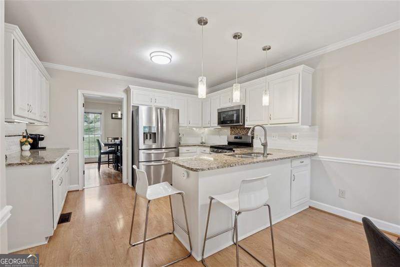 ASHLEY HALL - Residential