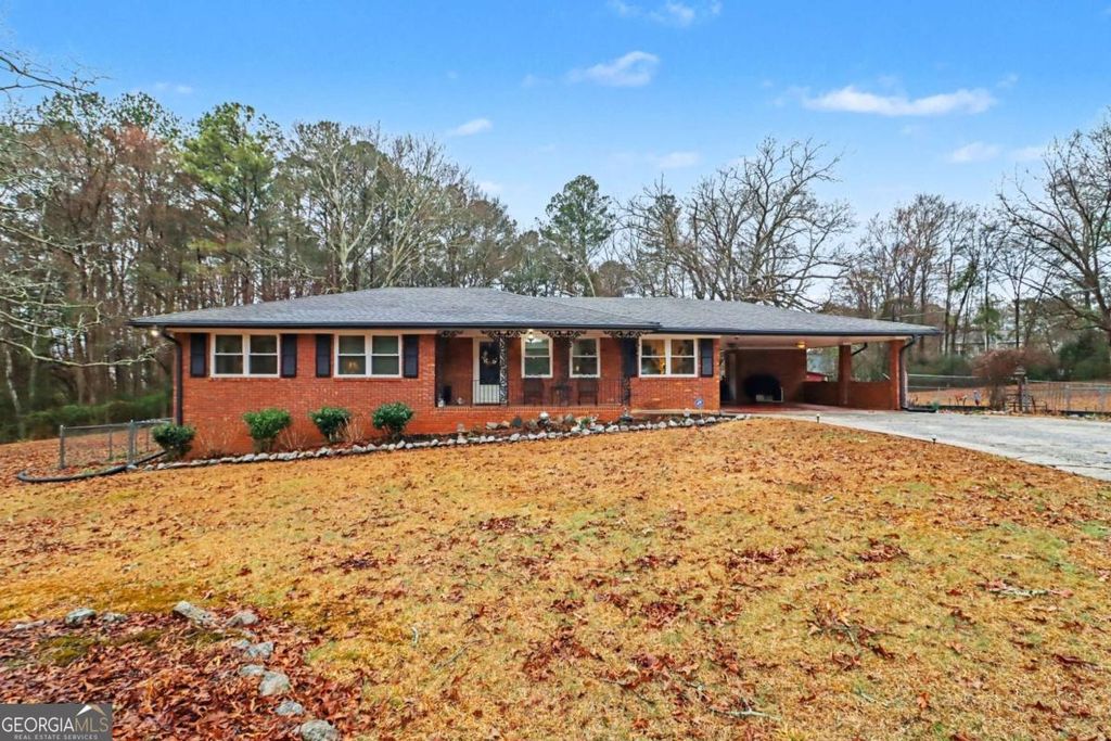 Photo of 3759 Waldrop Road, Decatur, GA 30034 (MLS # 10704165)