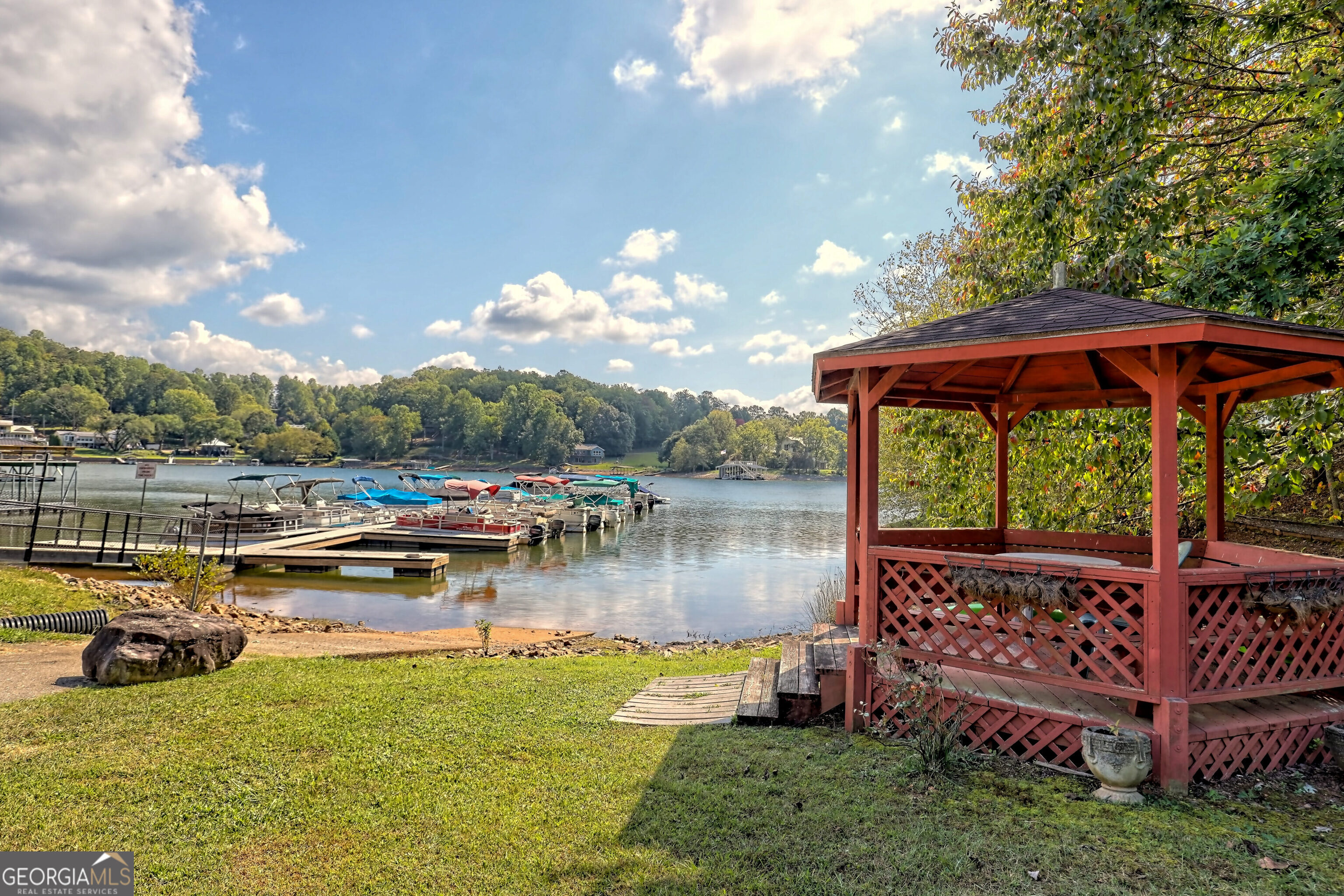 1060 Chatuge Village CIR
