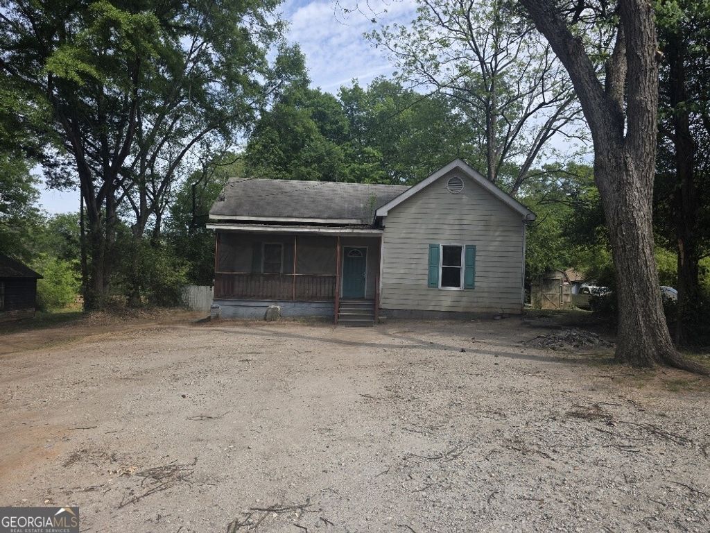 Photo of 3127 Hendrix Circle SW, Covington, GA 30014 (MLS # 10761150)