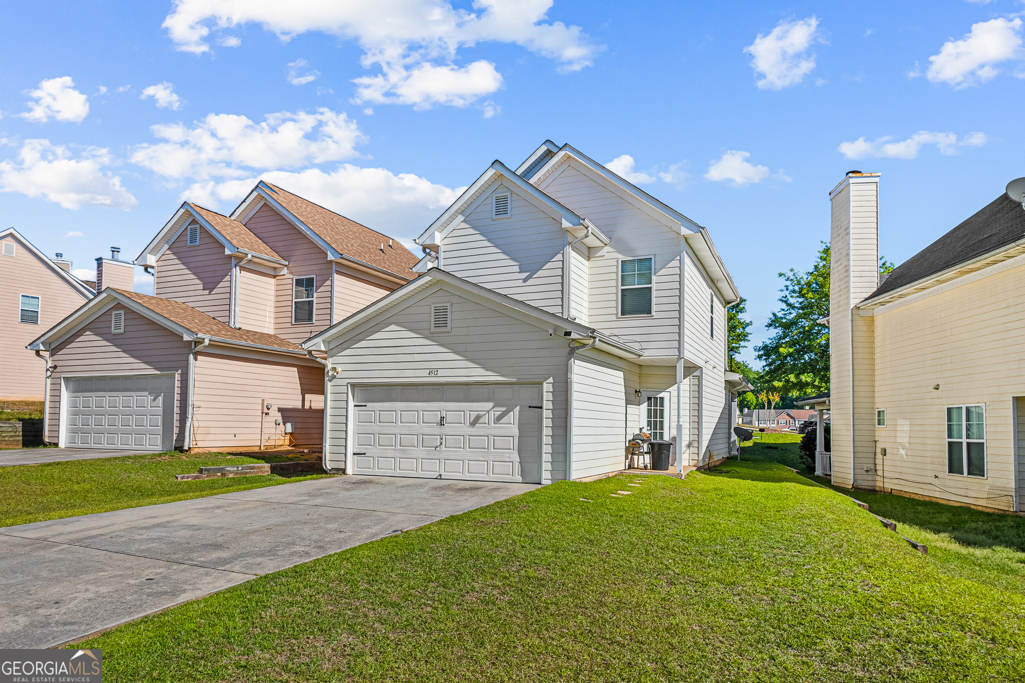 4512 Parkview SQ