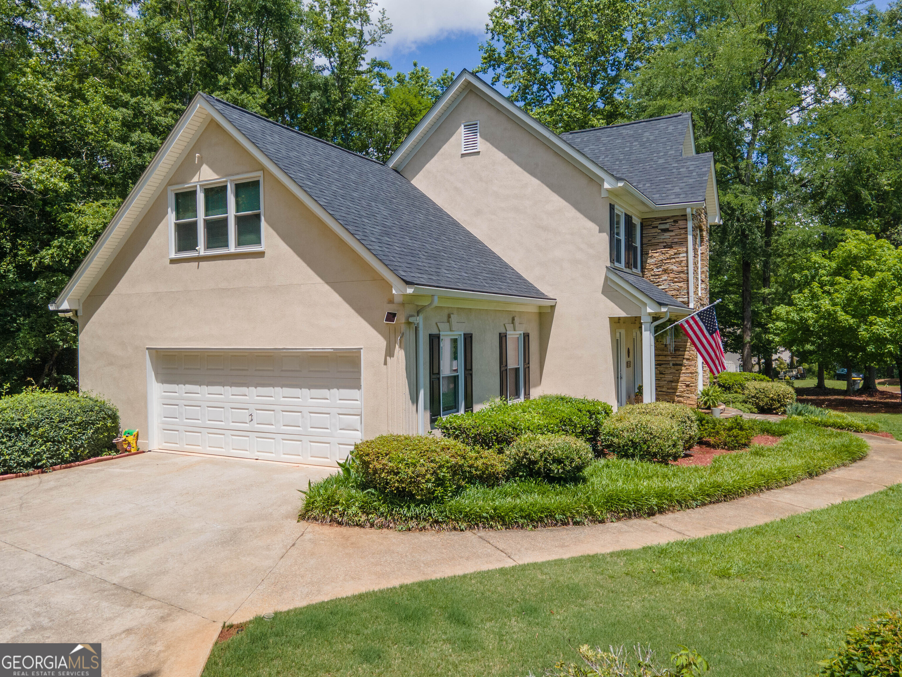145 Hideaway DR