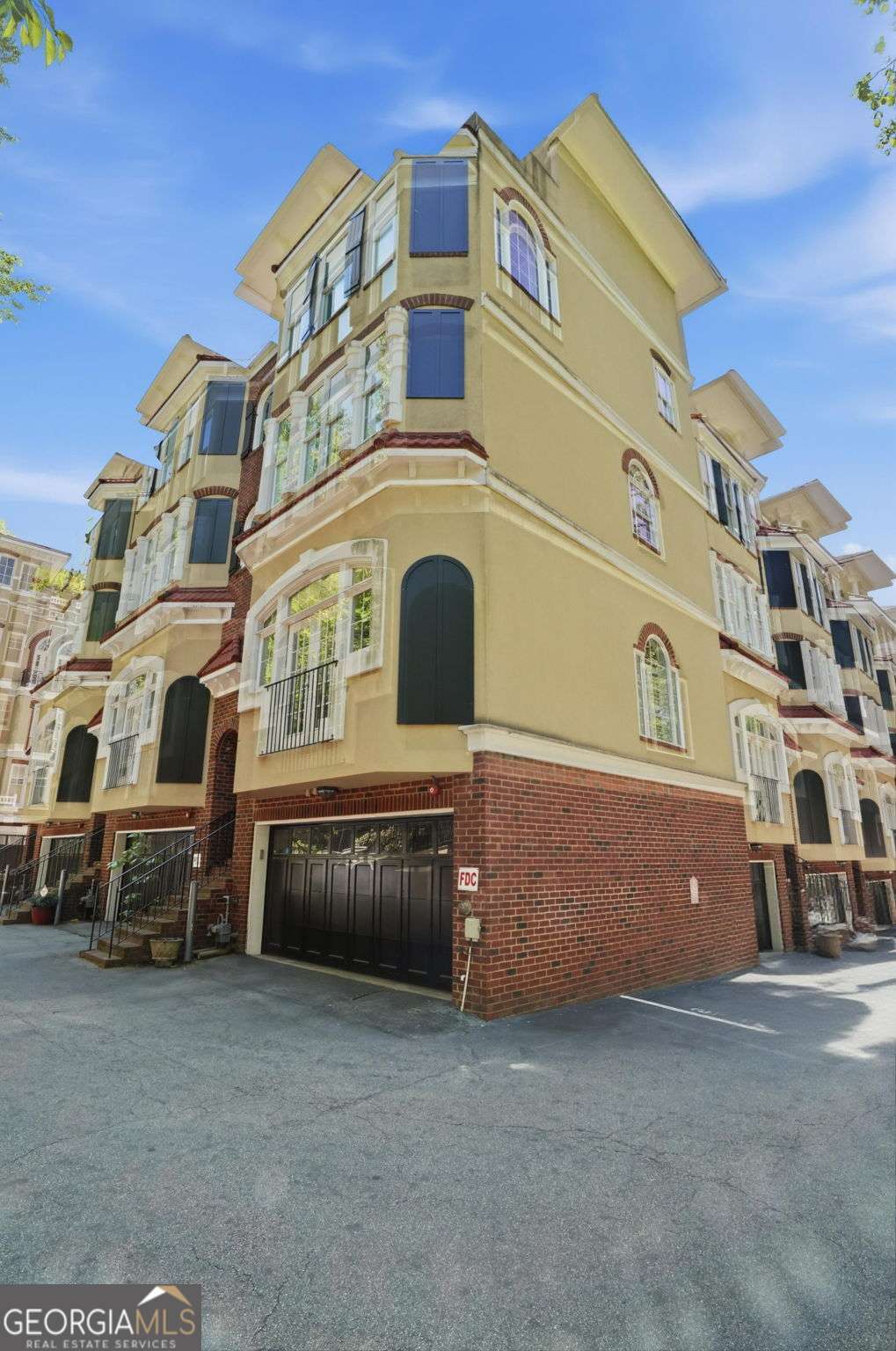 782 Clifton Heights LN NE