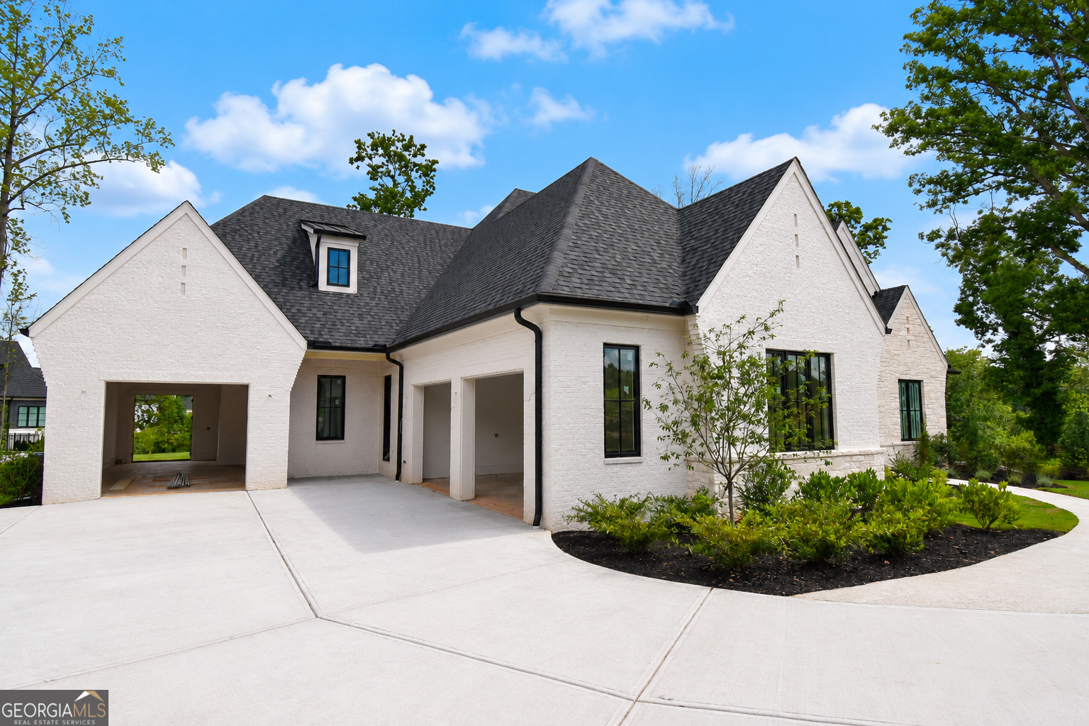5071 Kings Close