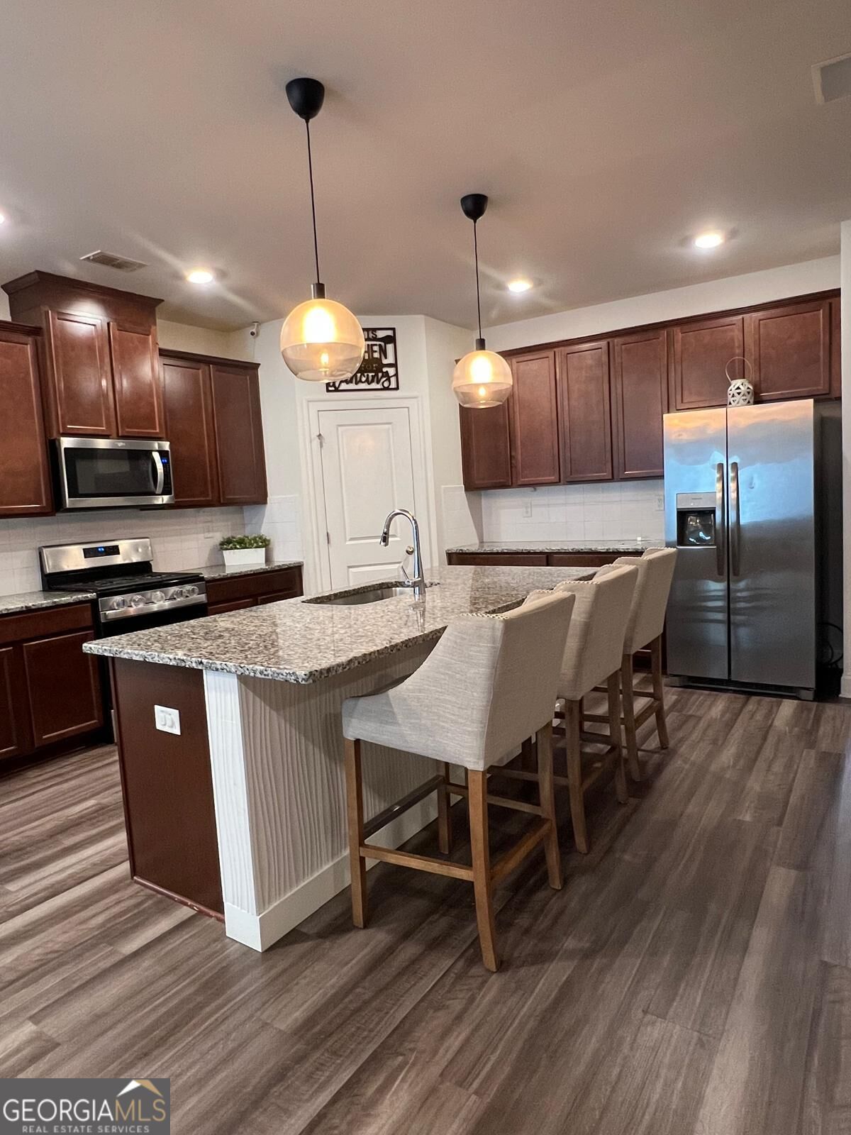 3330 Summerpoint XING