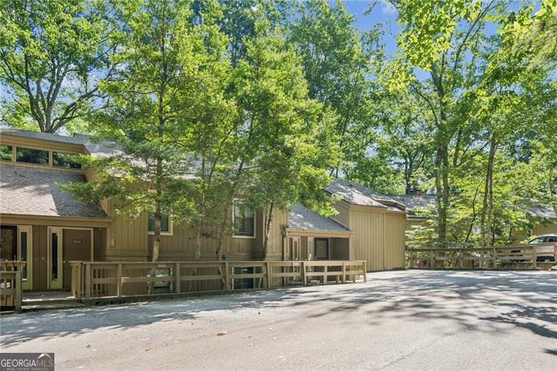 135 Chestnut Rise TRL 441D