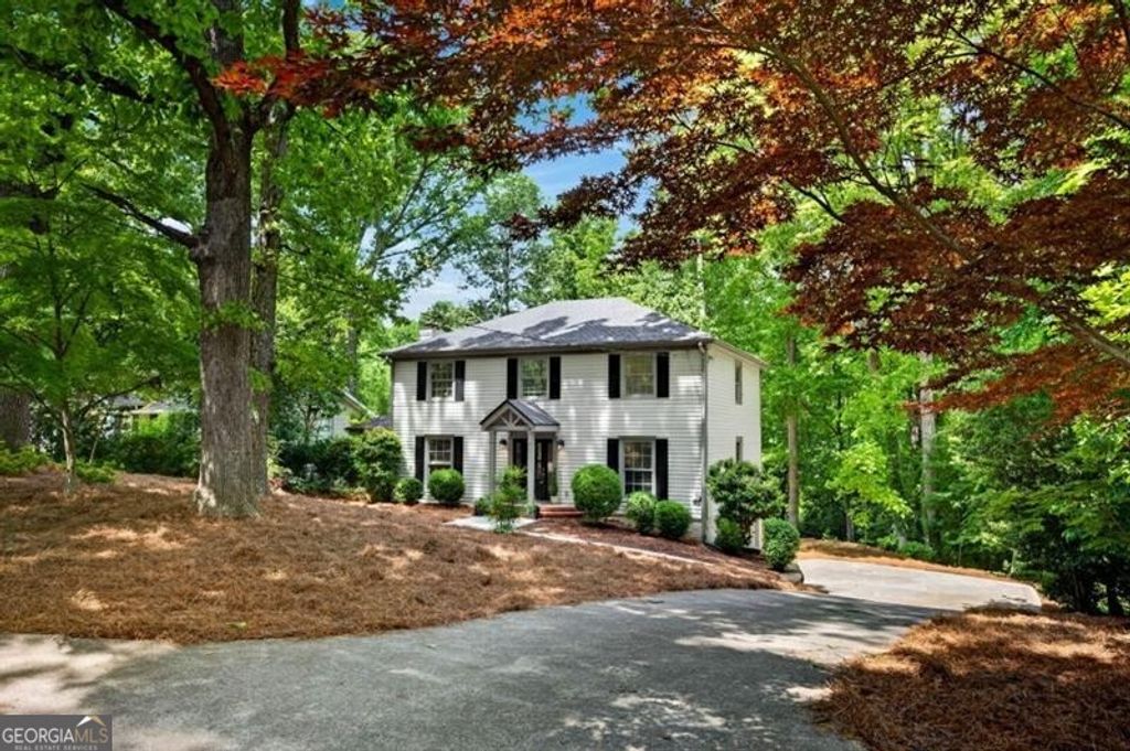 Photo of 330 High Brook Drive, Atlanta, GA 30342 (MLS # 10739126)