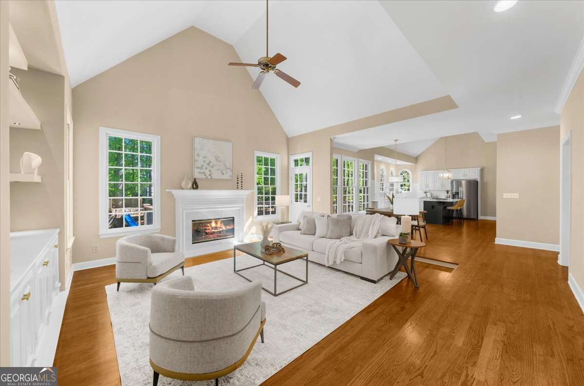 11005 Wilshire Chase DR