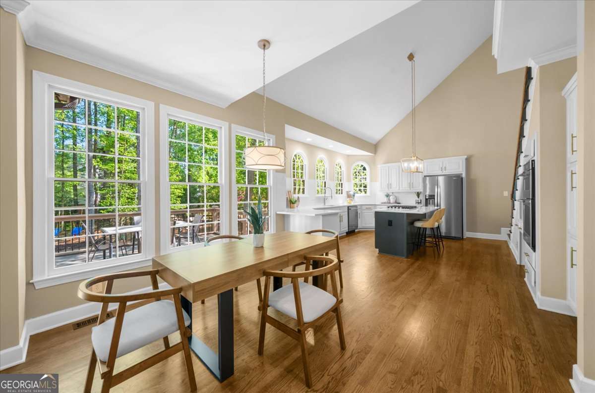 11005 Wilshire Chase DR