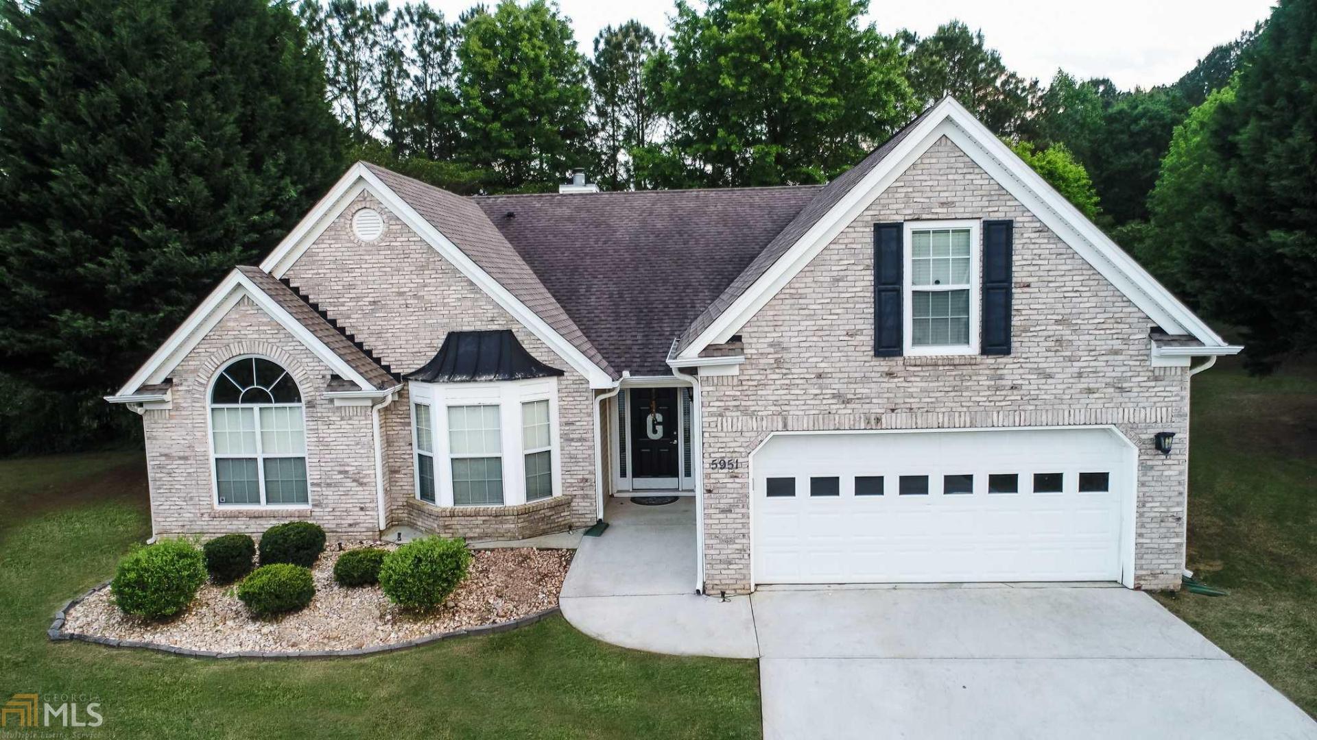 Beautifully renovated3 bedroom 2 full bath ranch homee in Lithonia, close to interstate 20. Home alsp includes a huge bonus room above garage. Spacious master suite with walk in closet, double vanity, and jacuzzi tub. High vaulted ceilings, marble fireplace, new gas stove and microwave, and new light fixtures. This home is an absolute gem. Beautiful curb appeal with lots of land, almost on an acre lot, 0.7.