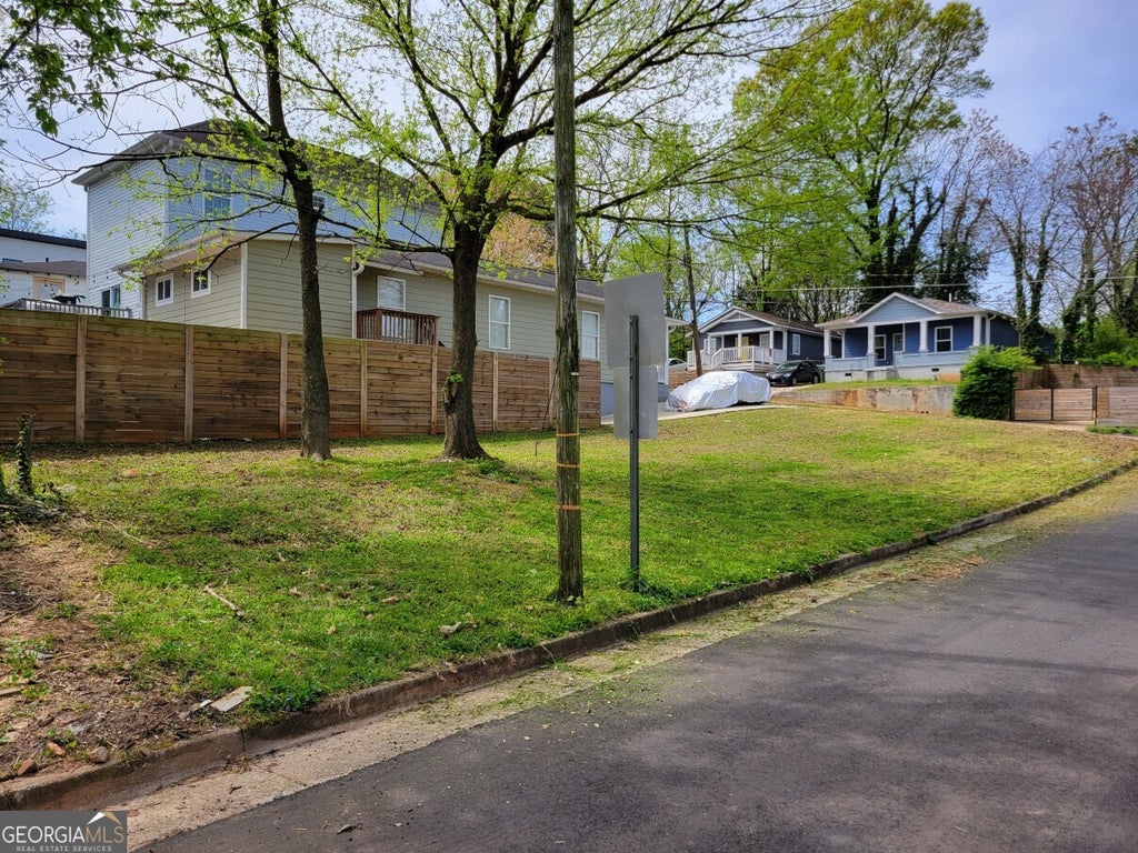 Photo of 1042 West Avenue SW, Atlanta, GA 30315 (MLS # 10285819)