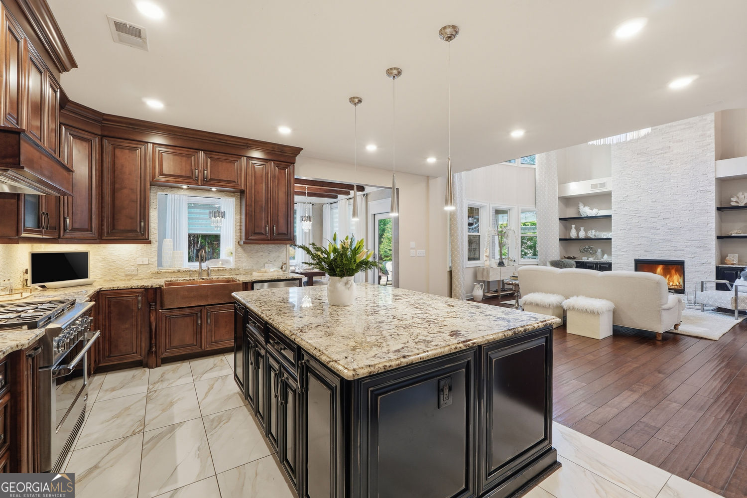 4225 Harrison Park DR