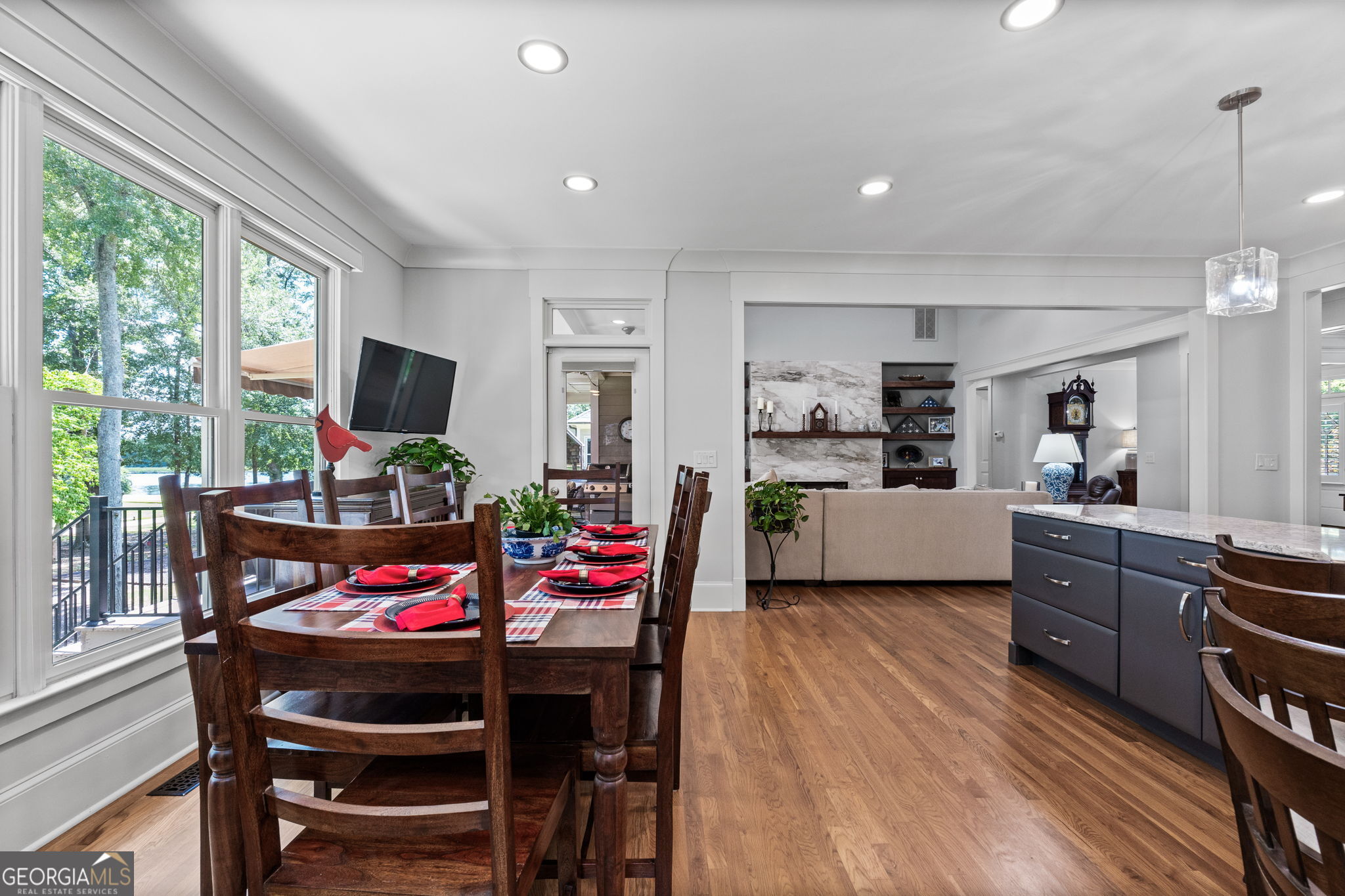 Newnan, Georgia 30265, United States, 6 Bedrooms Bedrooms, ,6 BathroomsBathrooms,Residential,Active,183833