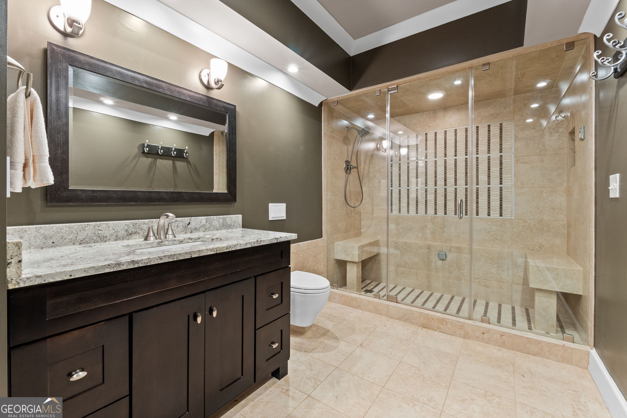 Newnan, Georgia 30265, United States, 6 Bedrooms Bedrooms, ,6 BathroomsBathrooms,Residential,Active,183833