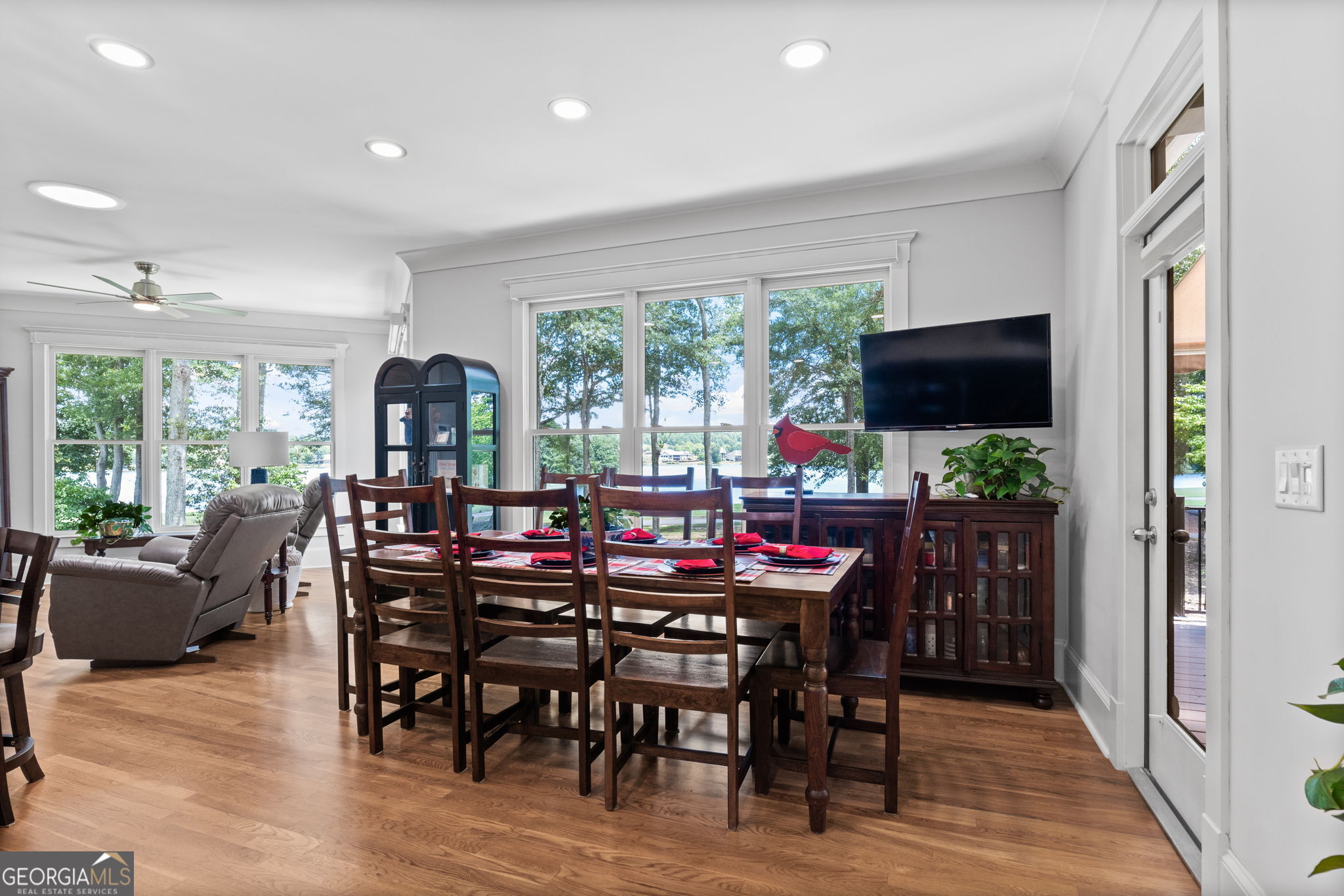 Newnan, Georgia 30265, United States, 6 Bedrooms Bedrooms, ,6 BathroomsBathrooms,Residential,Active,183833