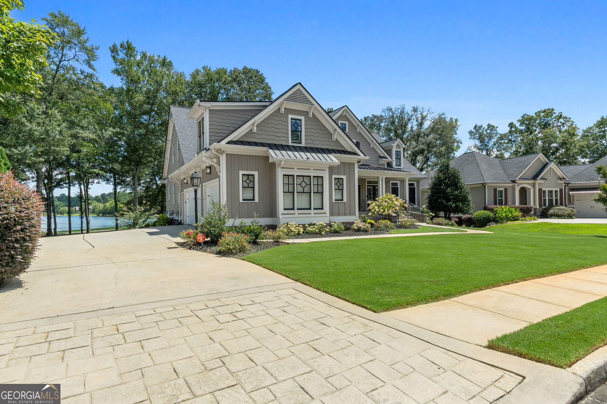 Newnan, Georgia 30265, United States, 6 Bedrooms Bedrooms, ,6 BathroomsBathrooms,Residential,Active,183833