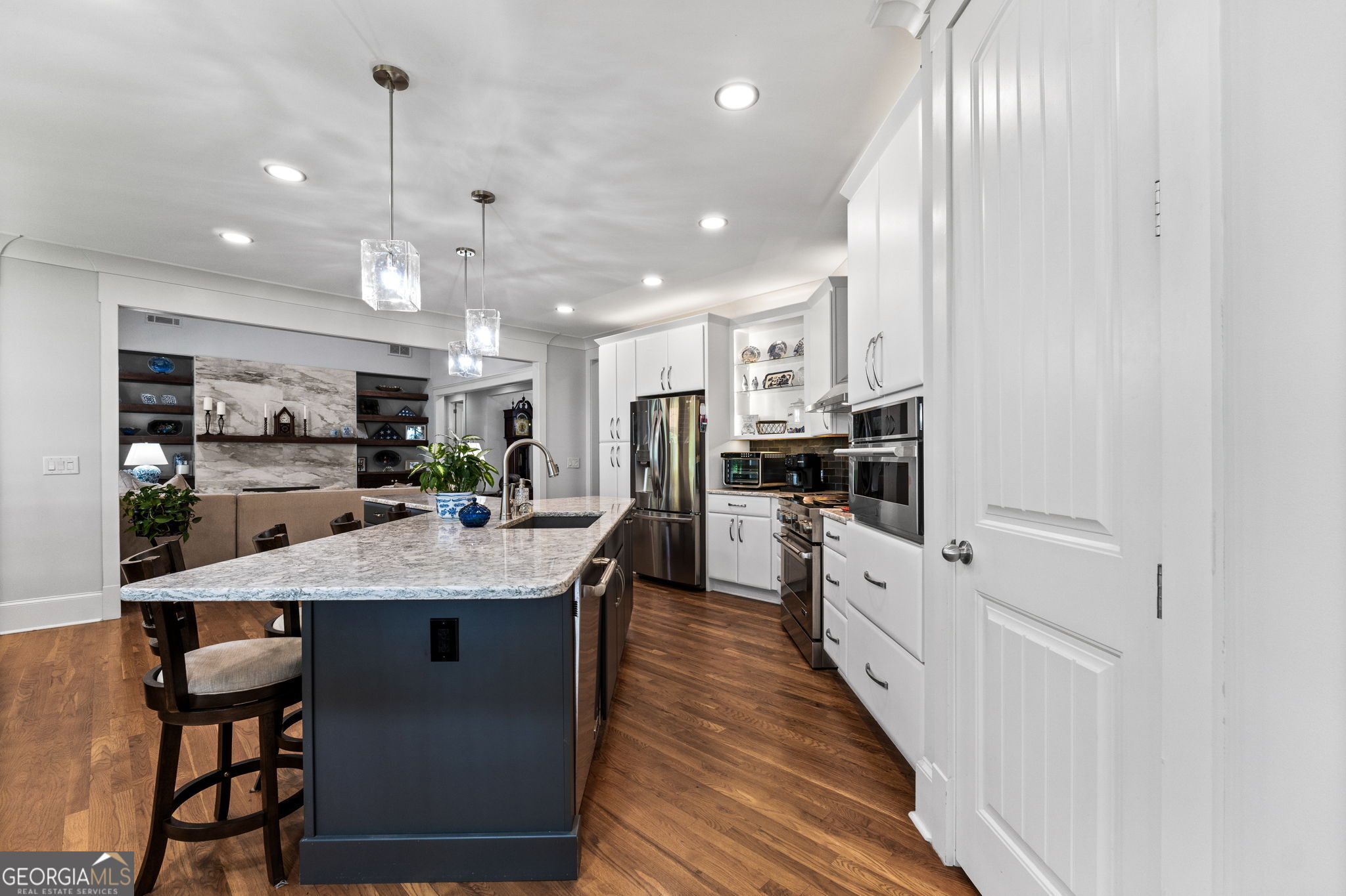 Newnan, Georgia 30265, United States, 6 Bedrooms Bedrooms, ,6 BathroomsBathrooms,Residential,Active,183833