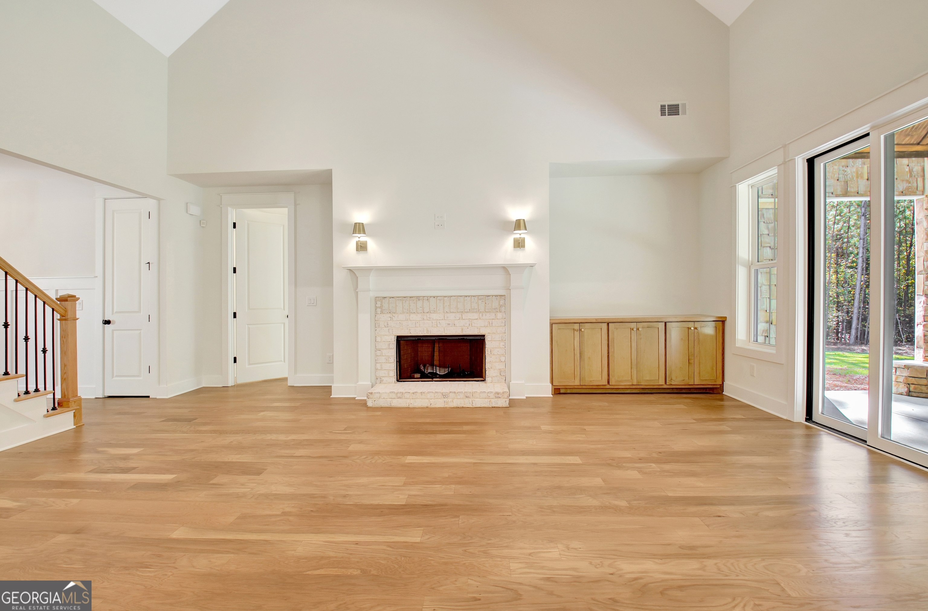 Sharpsburg, Georgia 30277, United States, 4 Bedrooms Bedrooms, ,4 BathroomsBathrooms,Residential,Active,171177